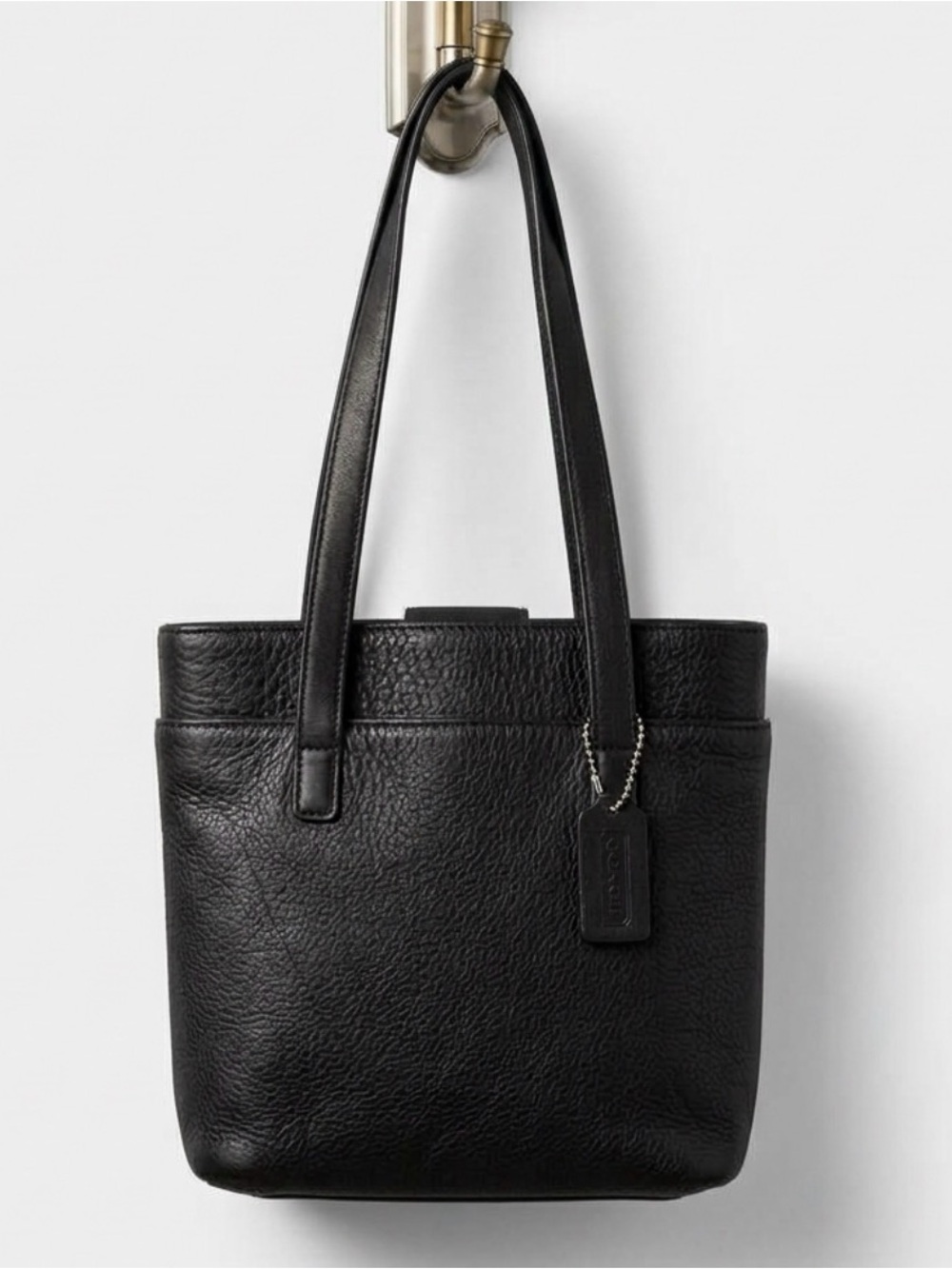 Vintage Coach Hudson #6810 Black Pebbled Leather Shoulder Tote 1990s M